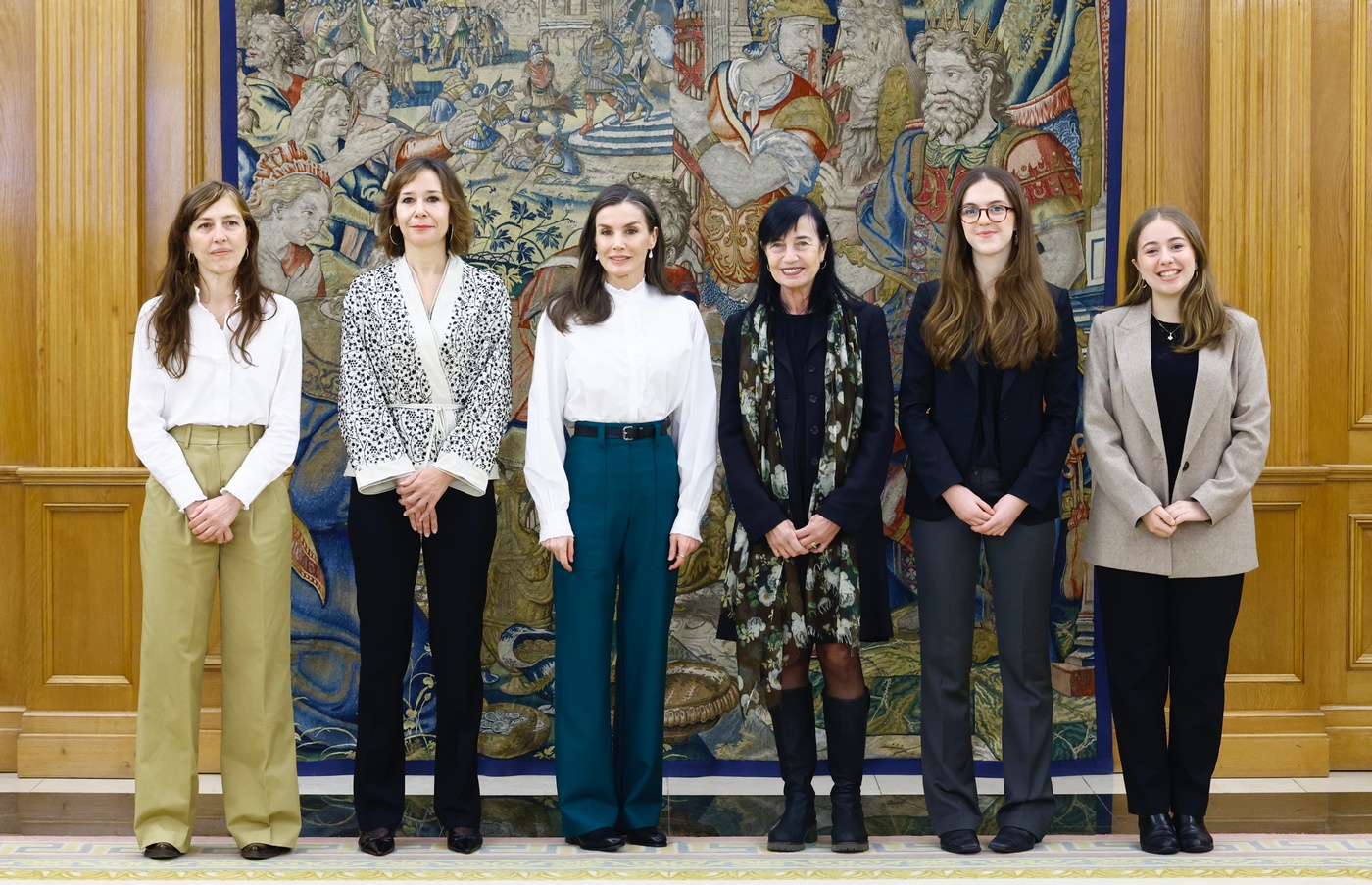 La Reina Letizia Ortiz recibe en audiencia a una representación del Consejo Español del Cerebro para presentar sus últimos avances y la puesta en marcha del Área Joven